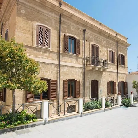Charming Di Gregorio Holiday home